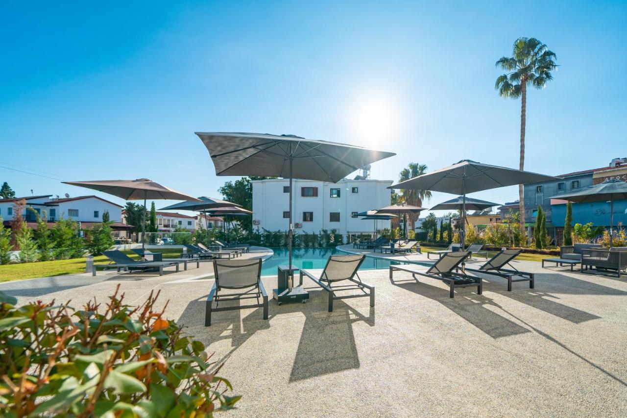 Aparthotel The Palmiers Pafos Zewnętrze zdjęcie