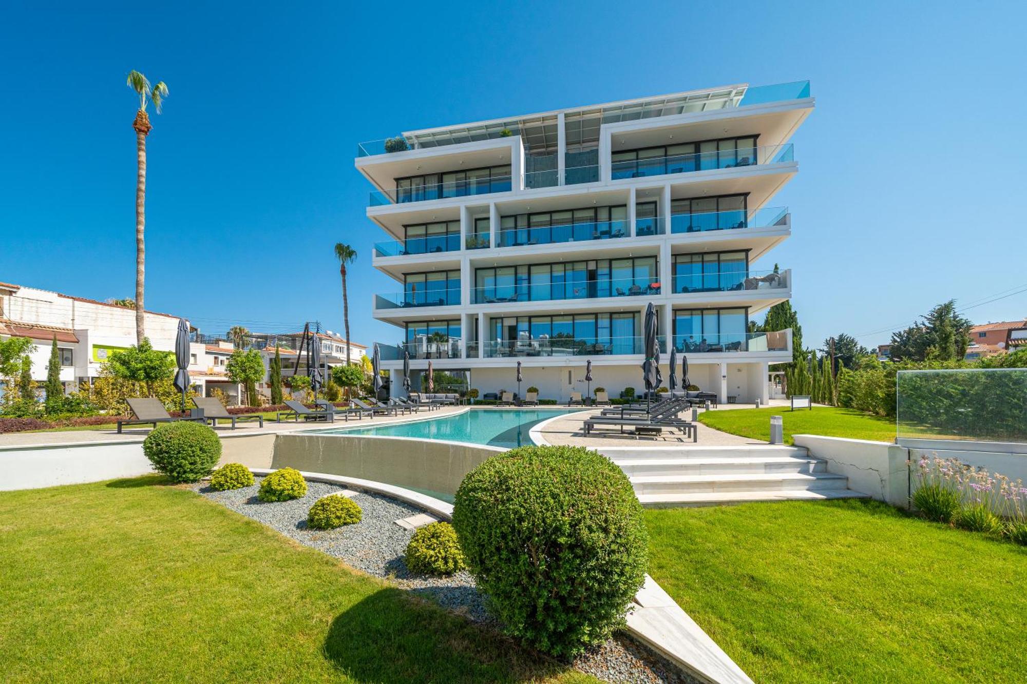 Aparthotel The Palmiers Pafos Zewnętrze zdjęcie
